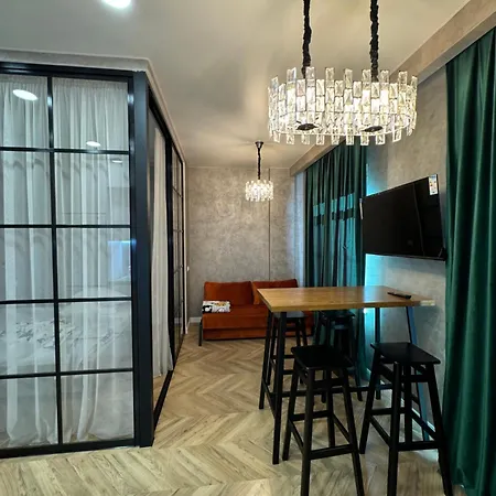 Apartman Ventimilia S Terrasoi Na Krushe Odessza