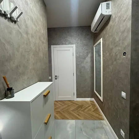 Διαμέρισμα Ventimilia S Terrasoi Na Krushe *