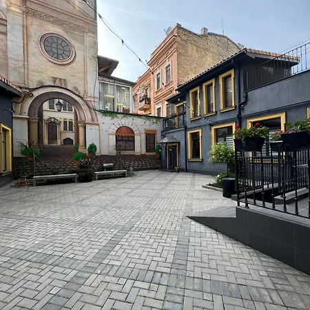 Ventimilia S Terrasoi Na Krushe