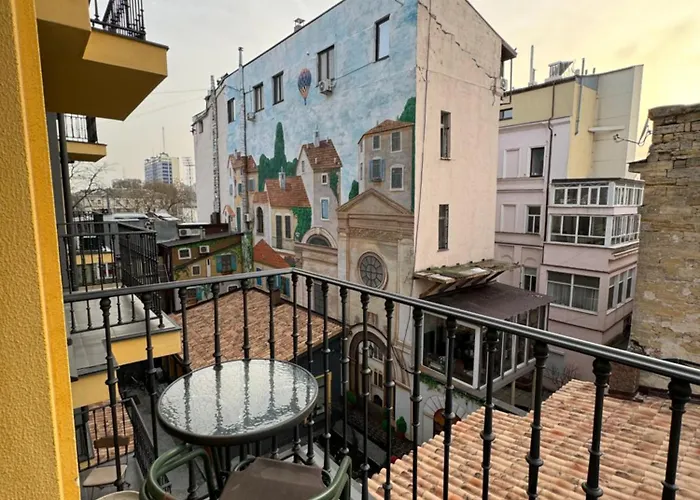 Apartman Ventimilia S Terrasoi Na Krushe Odessza