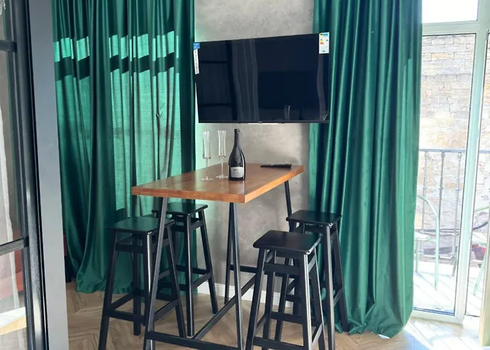 Ventimilia S Terrasoi Na Krushe Apartman *