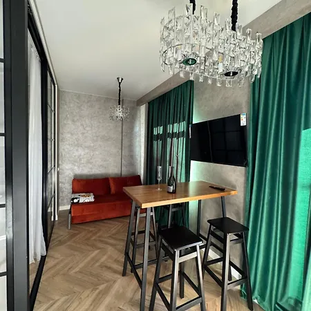 Ventimilia S Terrasoi Na Krushe * Odesa