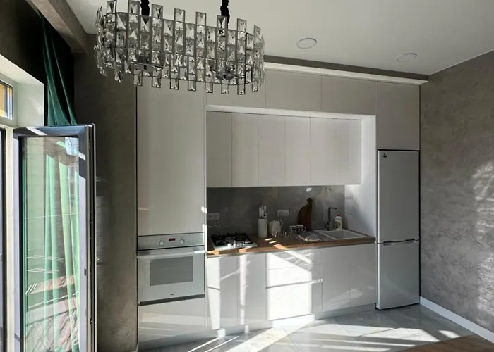 Ventimilia S Terrasoi Na Krushe *